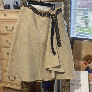 Tan Sparkly Peck and Peck petite size 6 skirt.